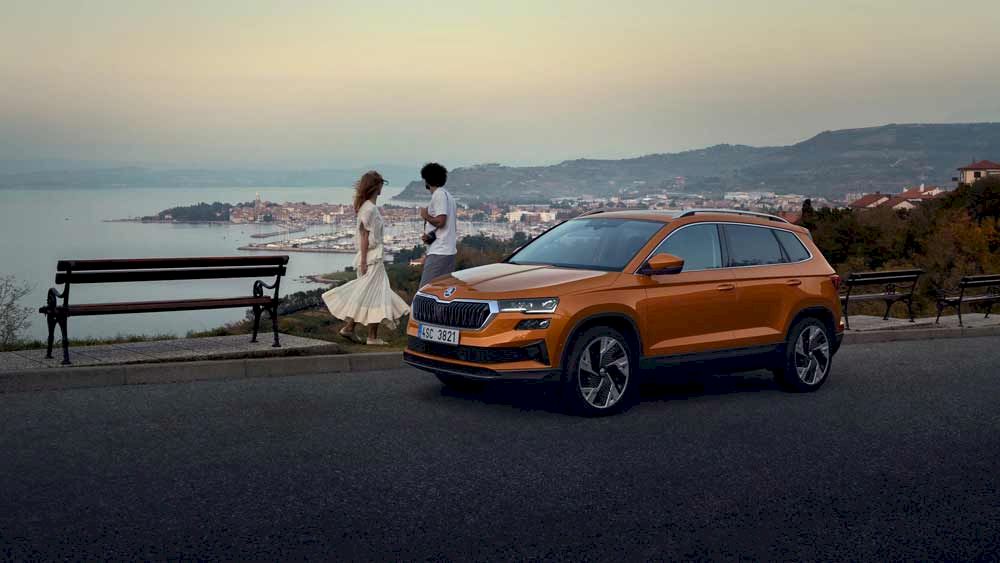 Skoda Karoq 2023: Sự khác biệt từ mẫu xe nhập khẩu Châu Âu