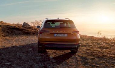 Có nên mua Skoda Karoq 2023: Đánh giá và cân nhắc