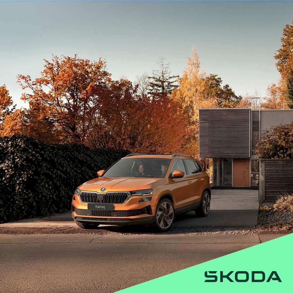Skoda Karog : Siêu phẩm SUV với mầu vàng cam của mùa thu Hà Nội