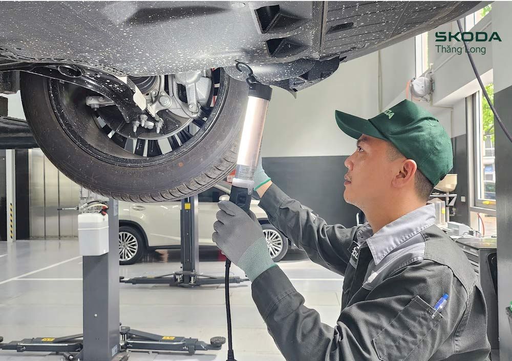 LƯU Ý KIỂM TRA XE Ô TÔ SAU KHI ĐI VÀO VÙNG NGẬP NƯỚC | SKODA THĂNG LONG