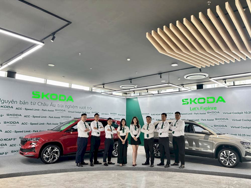 So sánh Skoda Karoq 2025 Premium và Sportline: SUV châu Âu nào dành cho bạn?