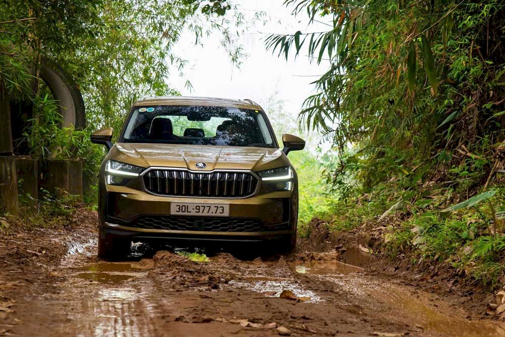 Skoda Kodiaq 2025 lái thử 600km tại Việt Nam: Treo thích ứng gây nghiện, thiết kế mới đáng tiền