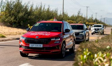 Đánh giá Skoda Karoq: SUV cỡ C êm ái, rộng rãi và thực dụng